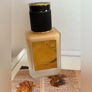 Pat McGrath Skin Fetish Foundation 10 light medium